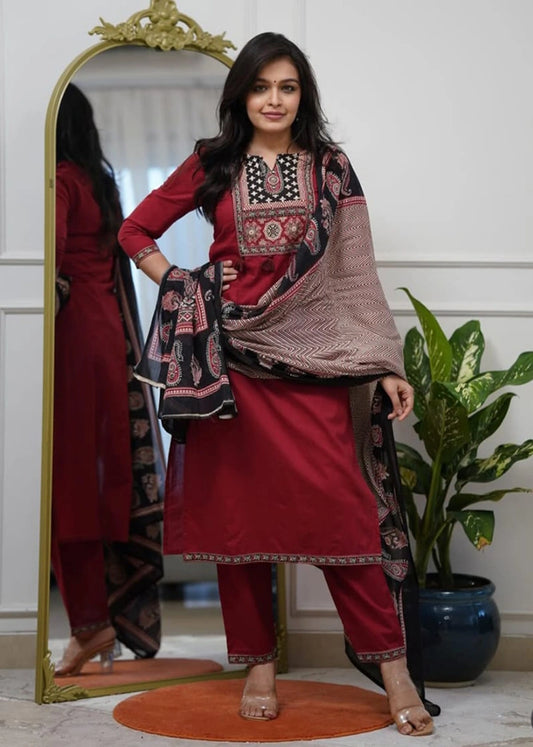 Handcrafted Premium Bagru Cotton Kurti Set