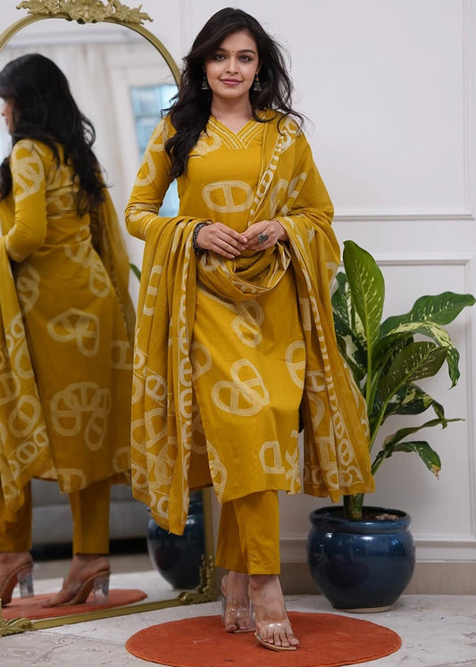 Women Dupatta kurta Pant Set