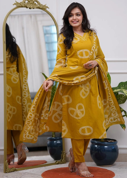 Women Dupatta kurta Pant Set