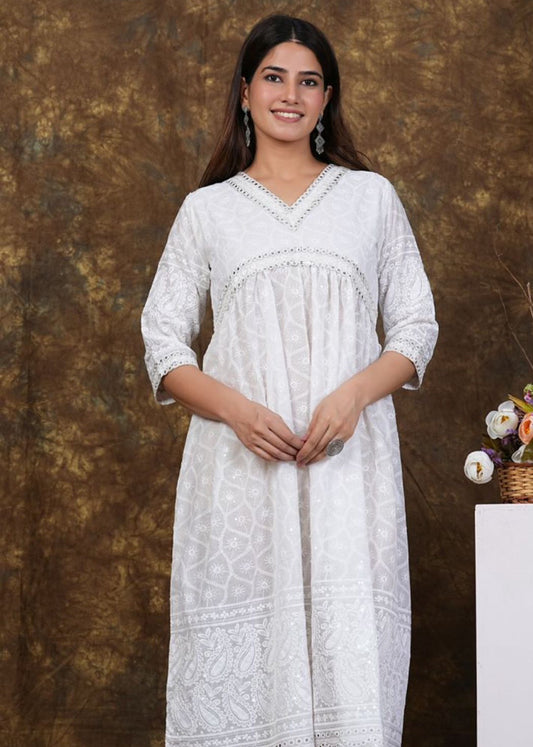 Women White Cotton Chikankari Kurti with Mirror and Lace Work