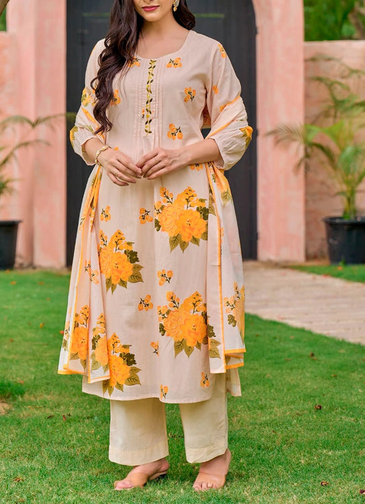 Women Elegant Heavy Cotton Kurti Pant Dupatta Set For