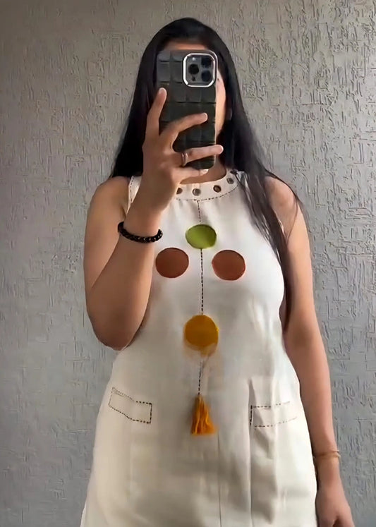 Women White Cotton Chikankari Kurti with Mirror & Lace Work