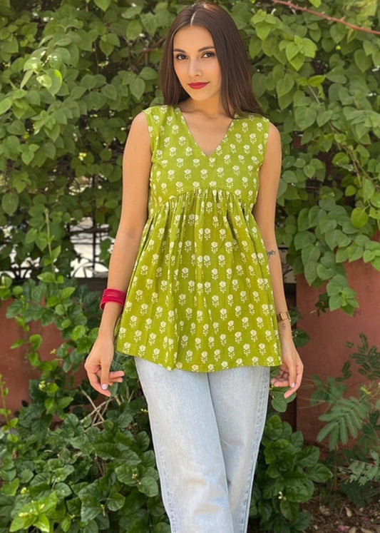 Women,s Spring Charm Cut-Sleeve Peplum Top