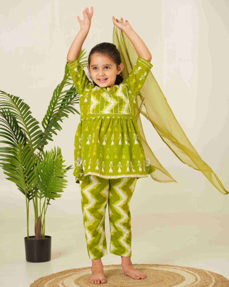 Ethnic Set for Kids | Green Ethnic Set for Girls Kids | Pure Cotton Kids Set - Image 2