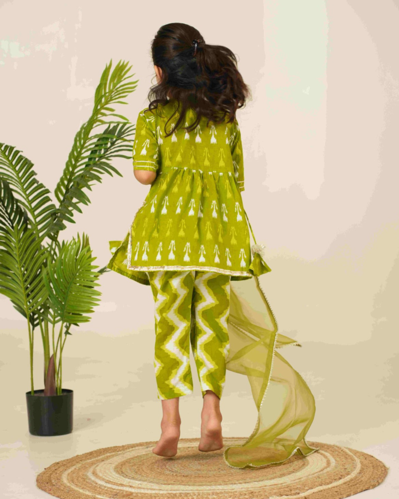 Ethnic Set for Kids | Green Ethnic Set for Girls Kids | Pure Cotton Kids Set - Image 11