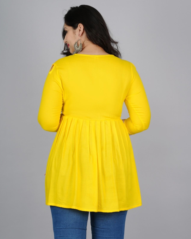 Rayon Yellow Round Neck Tunics Top Regular Wear For Womens - Image 2