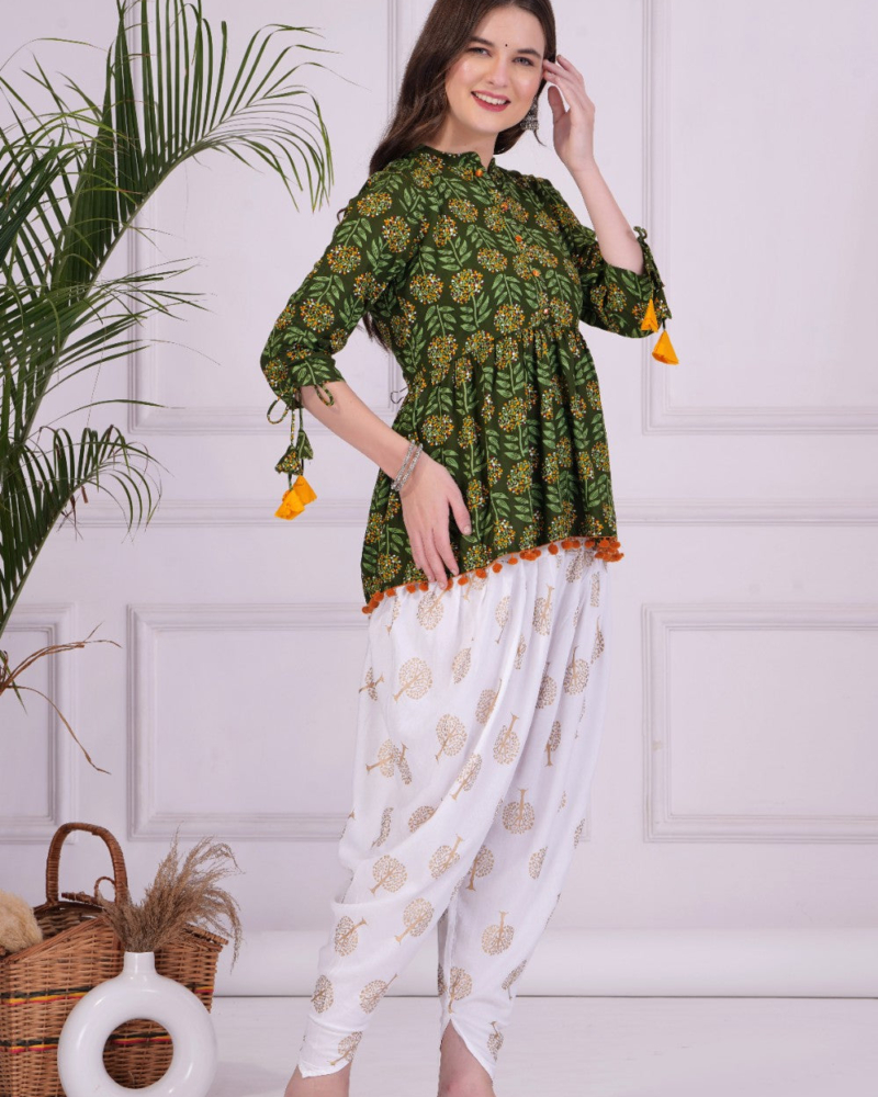 Green  Mandarin Coller Pure Cotton Womens Ethnic Printed Party Wear Kurta and Dhoti Pant Set - Image 4